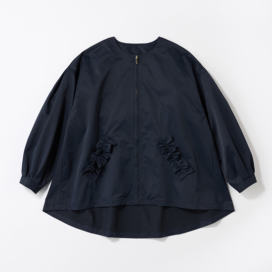 THREE SQUARE]バックフレアコート