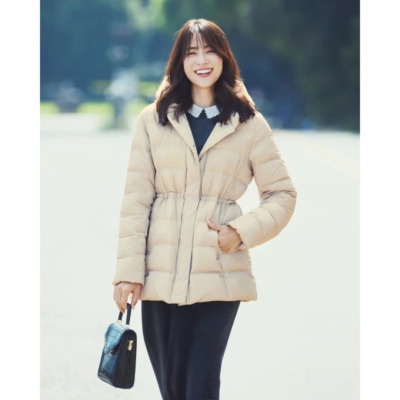 コンサバママに【ミドル丈ダウン】がおすすめ！甘めトップスにもマッチ