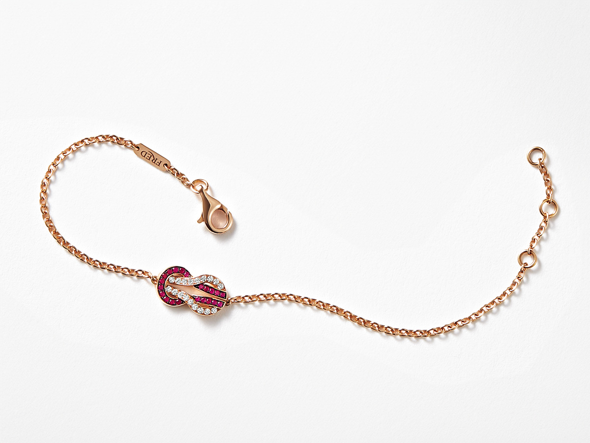 フレッドのシャンスアンフィニのピンクゴールドとルビーとダイヤのブレスレット
