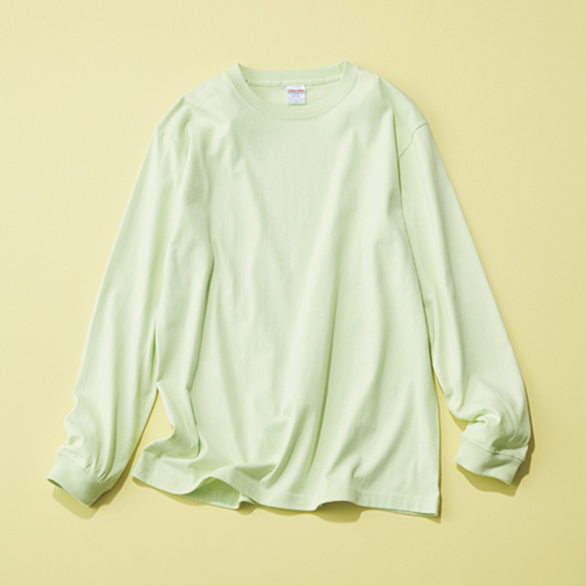 ユナイテッドアスレのライム色ロンT