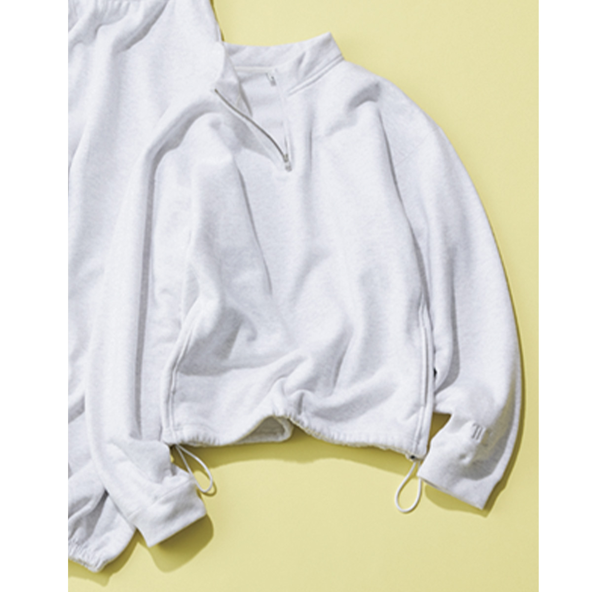 ハーフジップスウェット