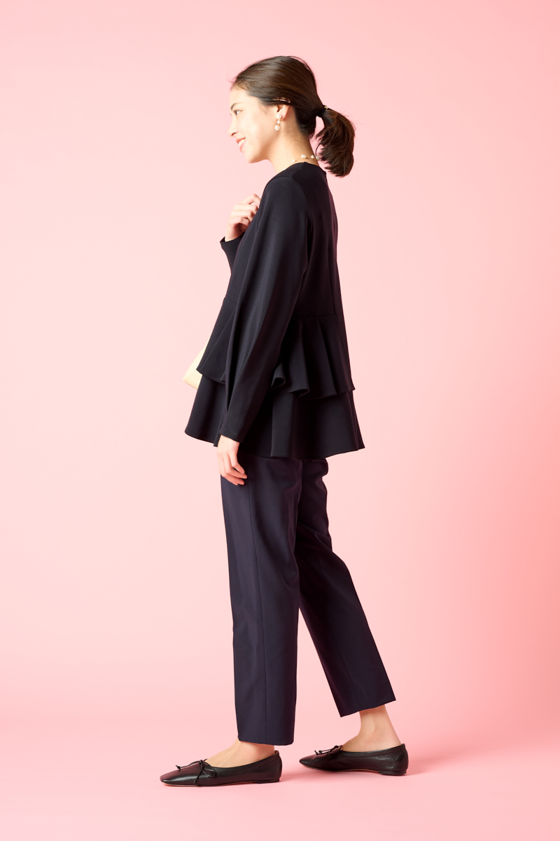 クラウドチームVERY加藤奈穂の卒入園・卒入学ネイビーブラウスコーデ