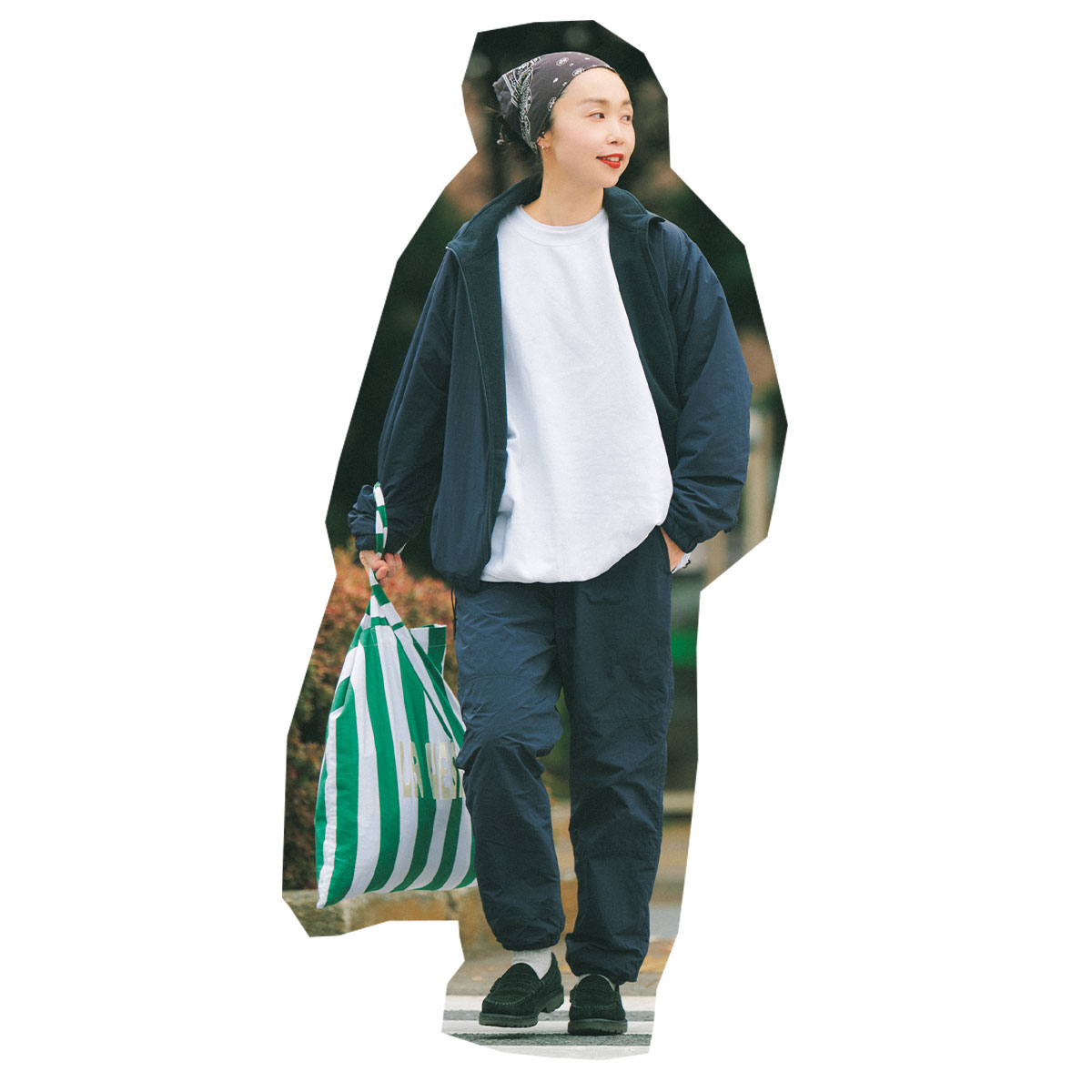 イレーヴ発、Yの機能派セットアップを着ている高木千智さん