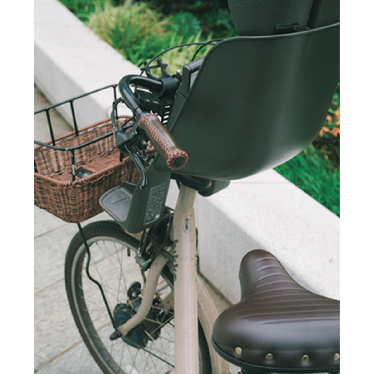 ブリヂストンサイクルのbikkeをオシャレなブラウンにカスタム