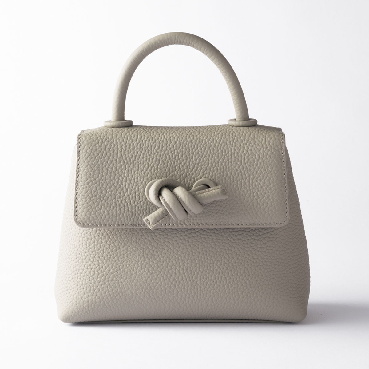 VASICのニュアンスカラーのワンハンドルバッグ