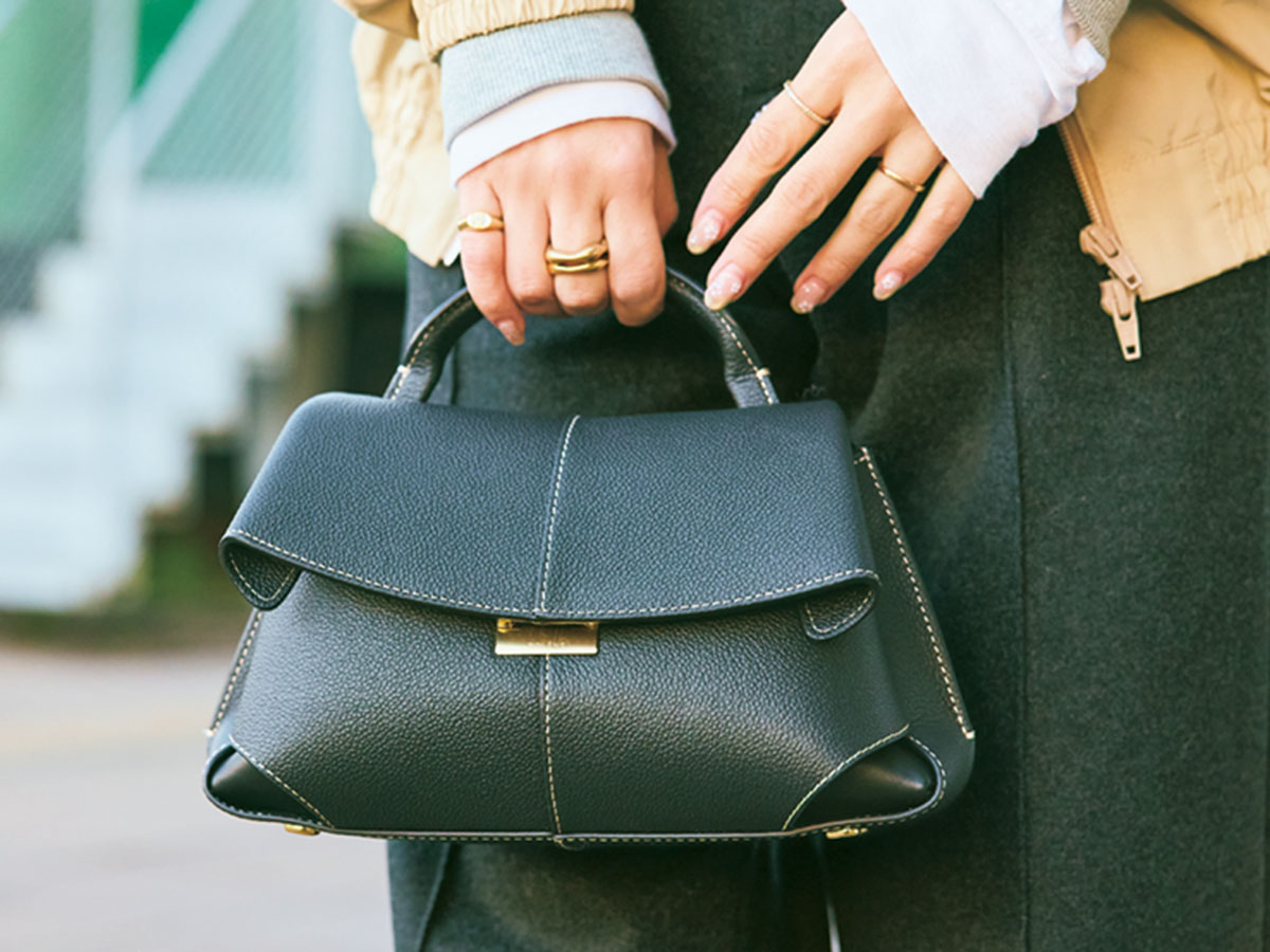 子連れお出かけのオシャレにポレーヌのミニバッグをチョイス