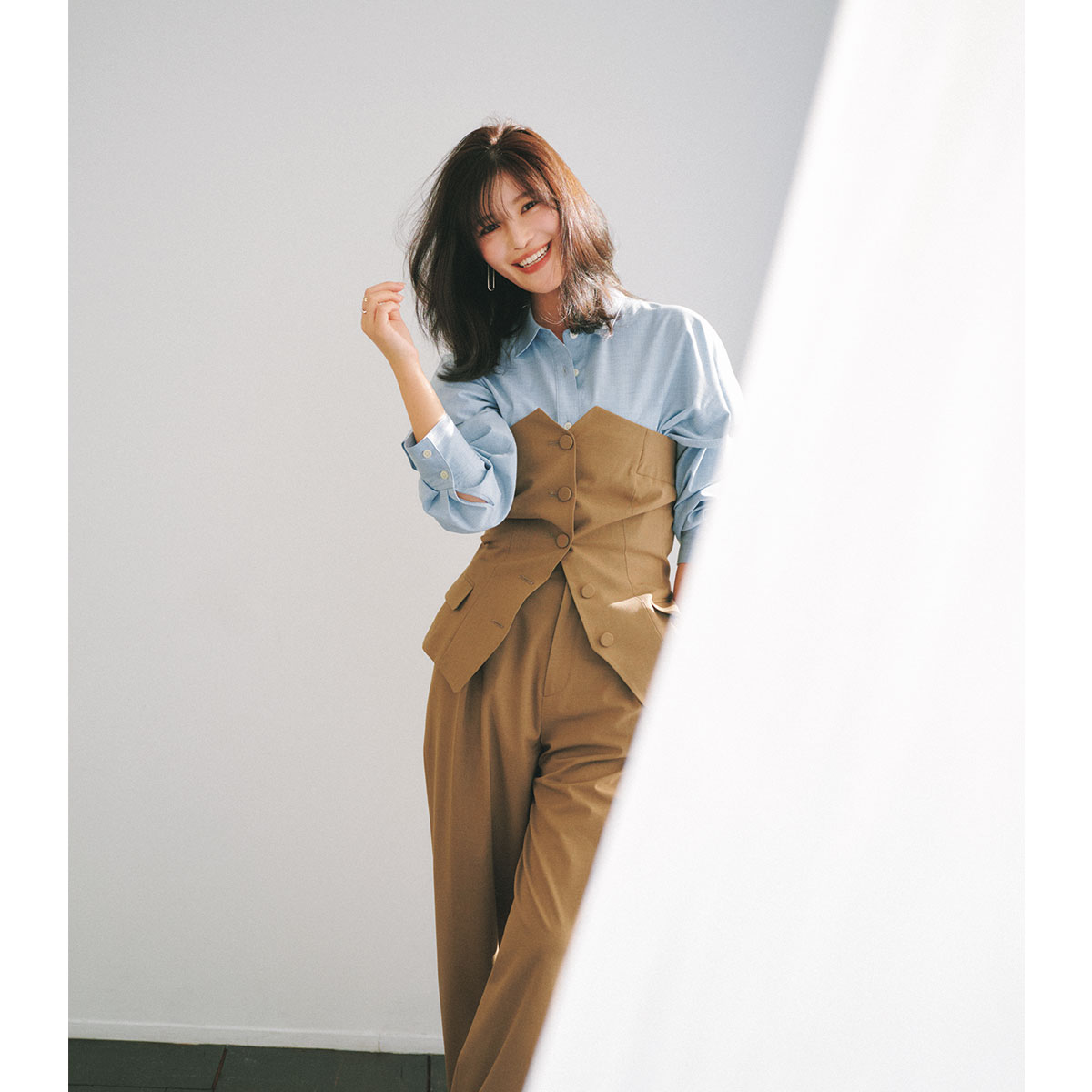 鎖骨レングス、暗髪にヘアチェンジした咲和希さん