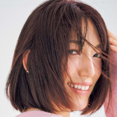 【春ボブヘア】VERYモデルが髪をばっさり！白髪をカバーできる絶妙カラーも◎