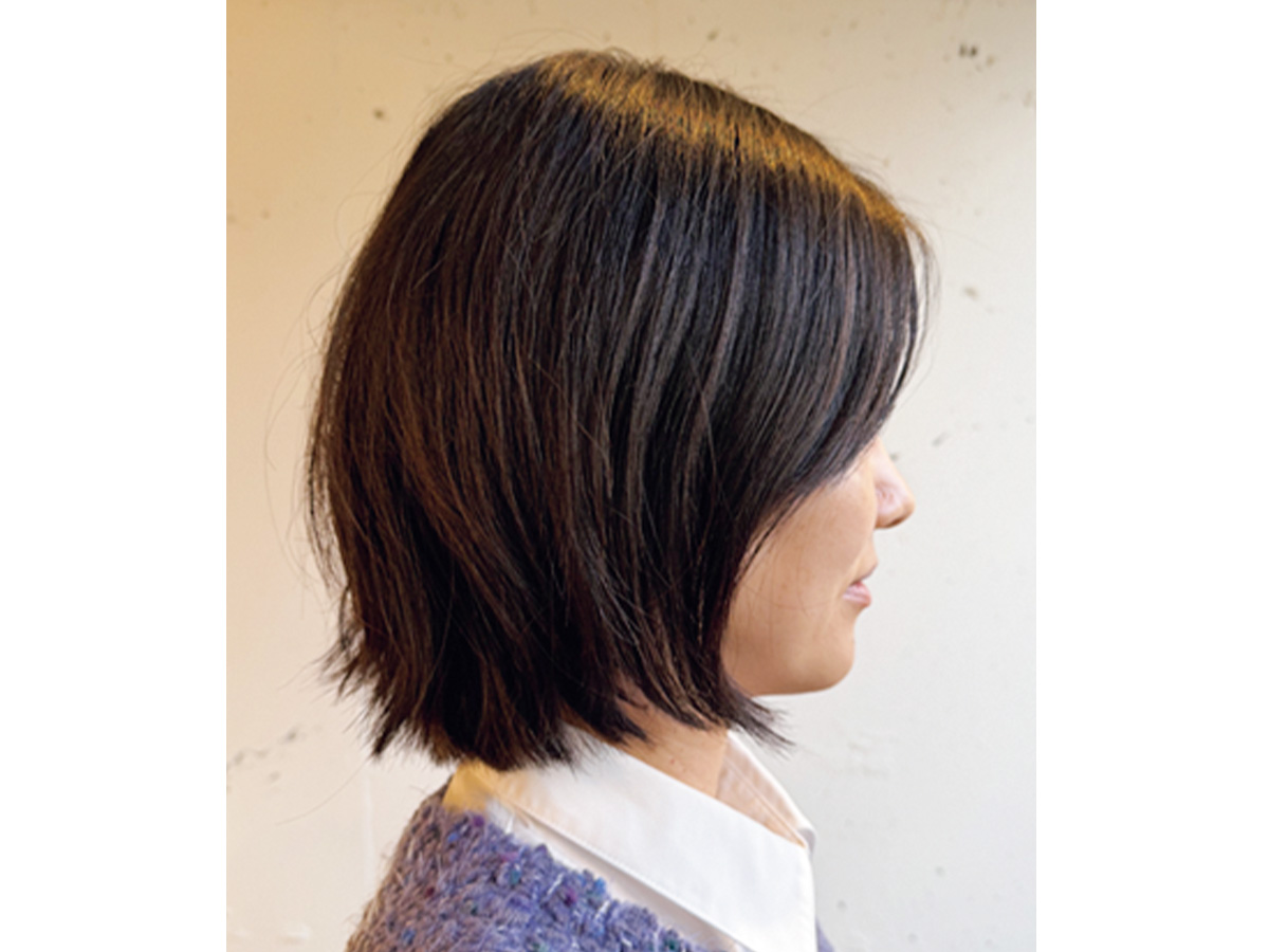 美容室へ行く前のボブヘアスタイル横からカット