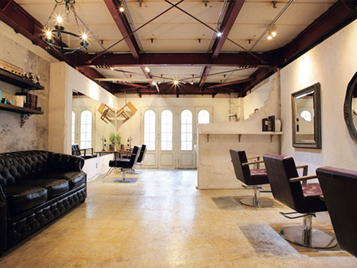 アデ オモテサンドウ