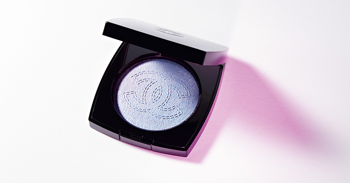 シャネルのブルーのハイライト