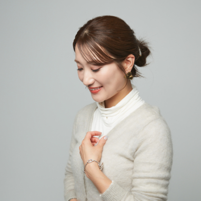 【まとめ髪】卒入園・入学にも。全方位美人になれる「正統派シニヨン」