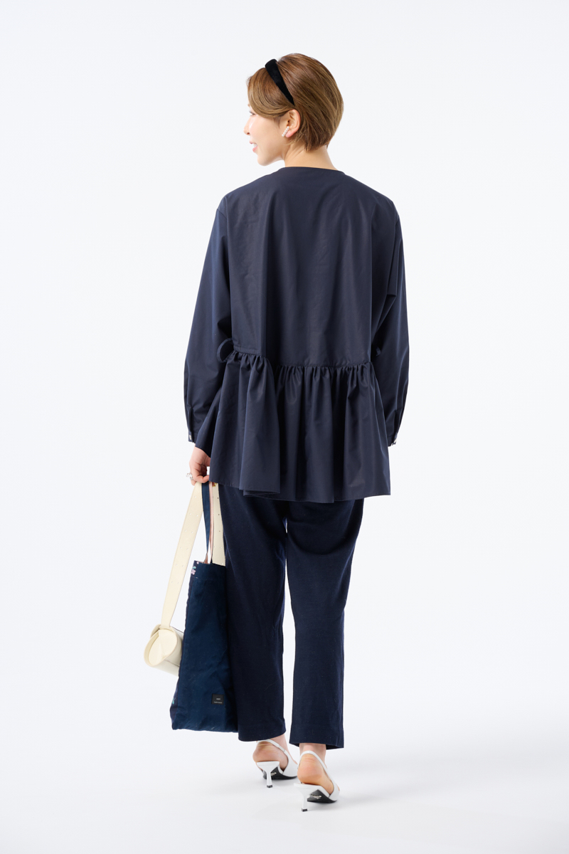 クラウドチームVERY高橋香穂の[ALEGRE]サイドリボンペプラムブラウスコーデ