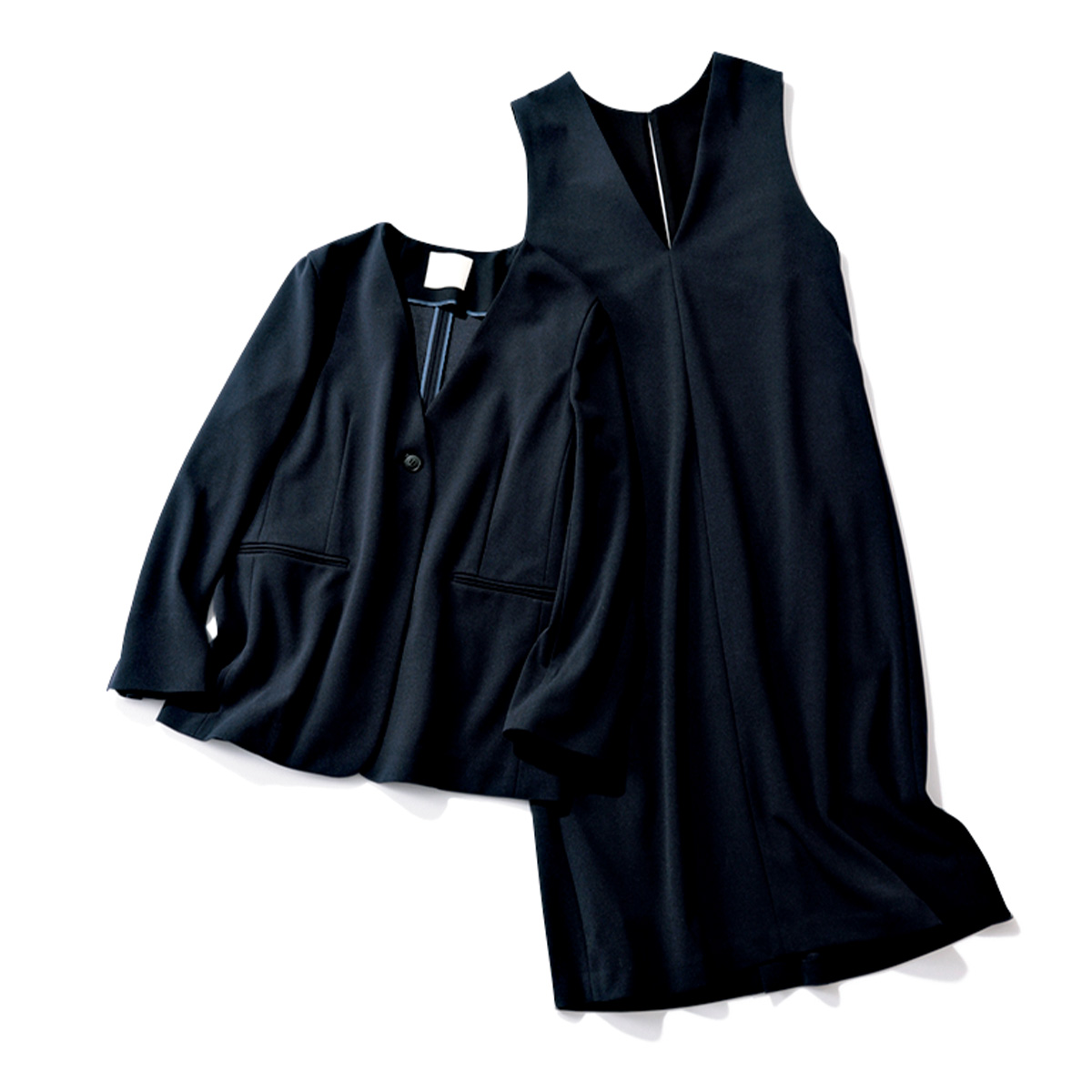 アンフィーロのジャケットとジャンパースカート