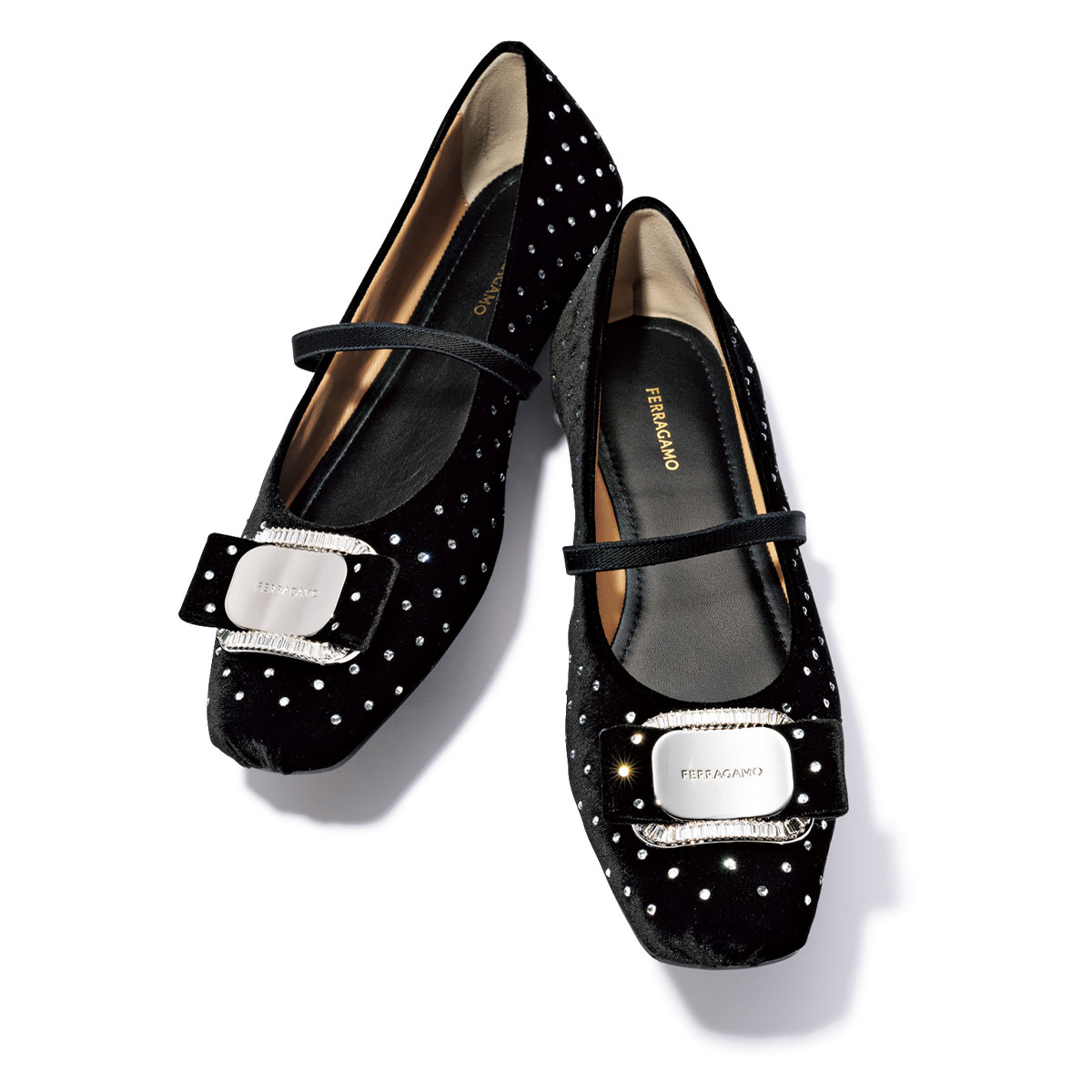 フェラガモの華やかシューズ
