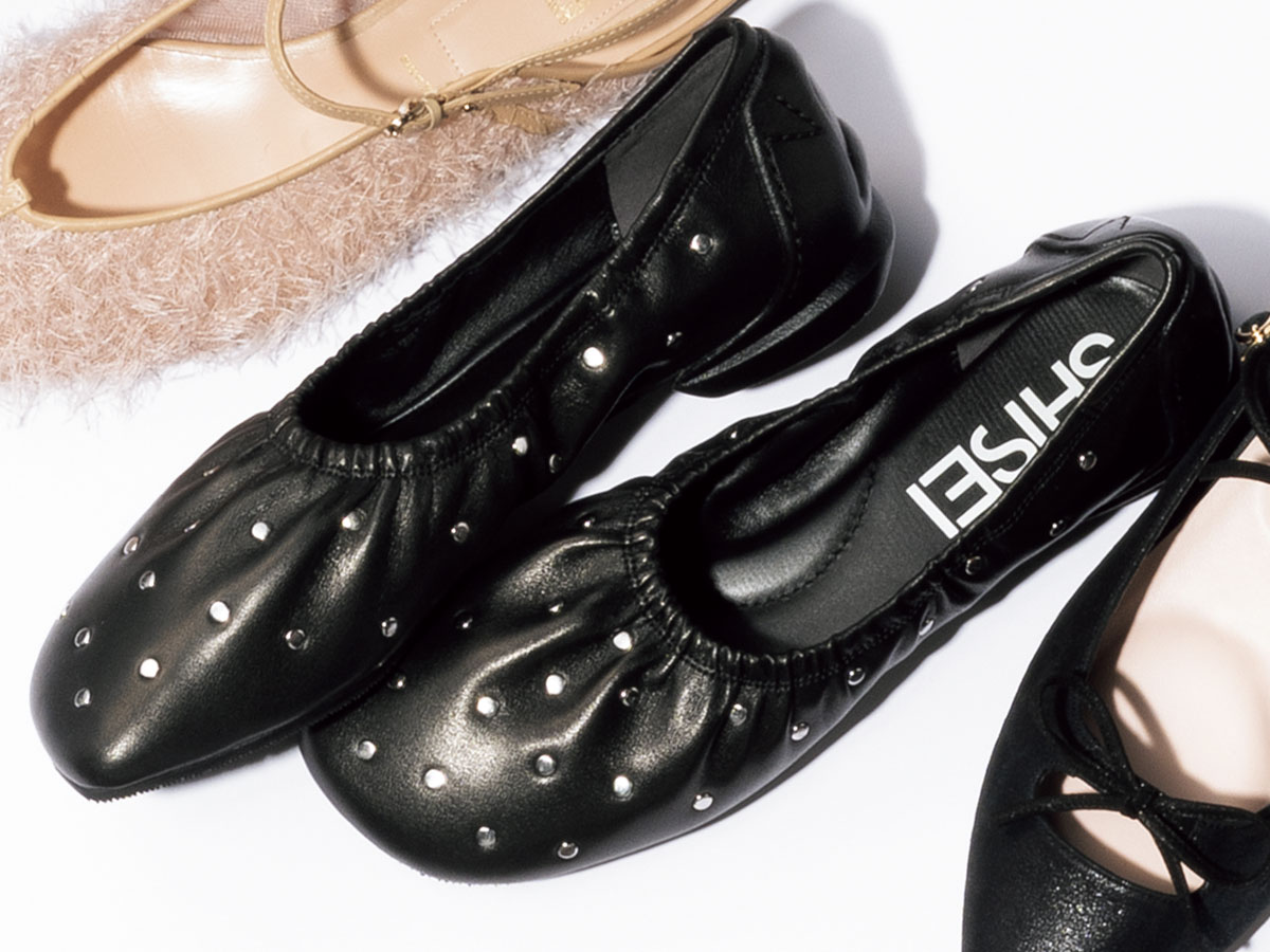 シーセイの撥水機能付きの本革を使用した黒シューズ