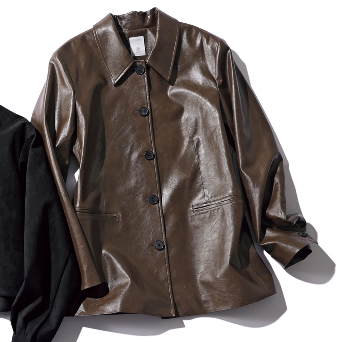 ブロッサムのブラウンジャケット