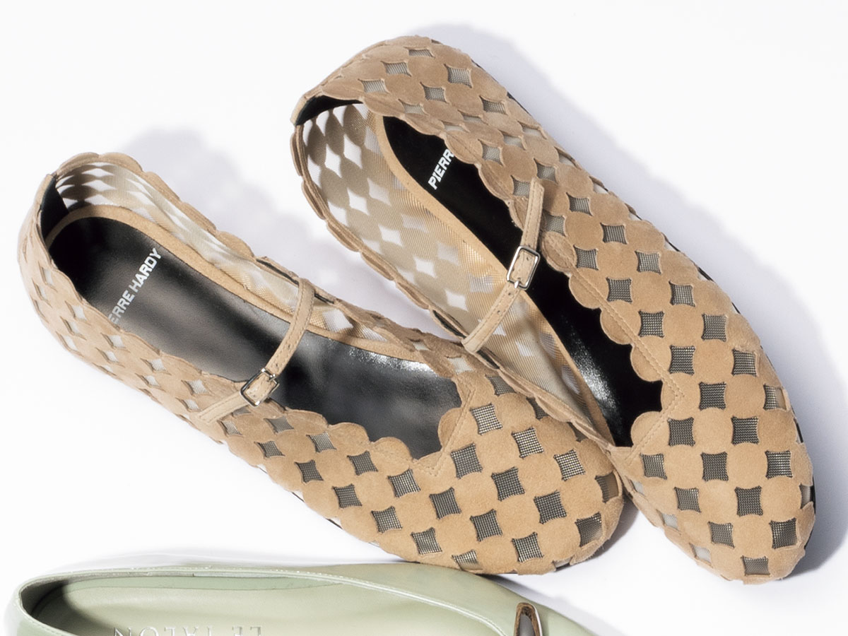 ピエール アルディのフッ軽シューズ