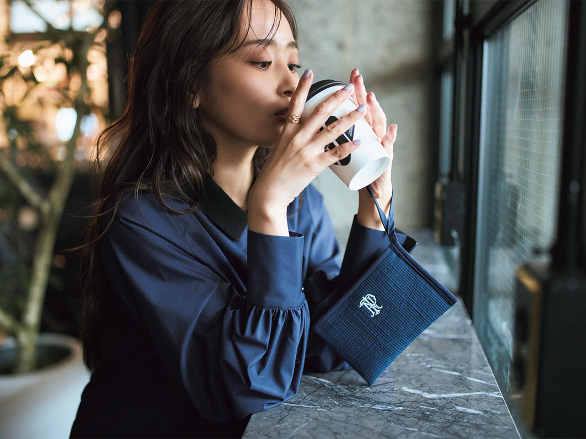 ピオヌンナルとVERYコラボ「お守りポーチ」, VERY6月号特別付録