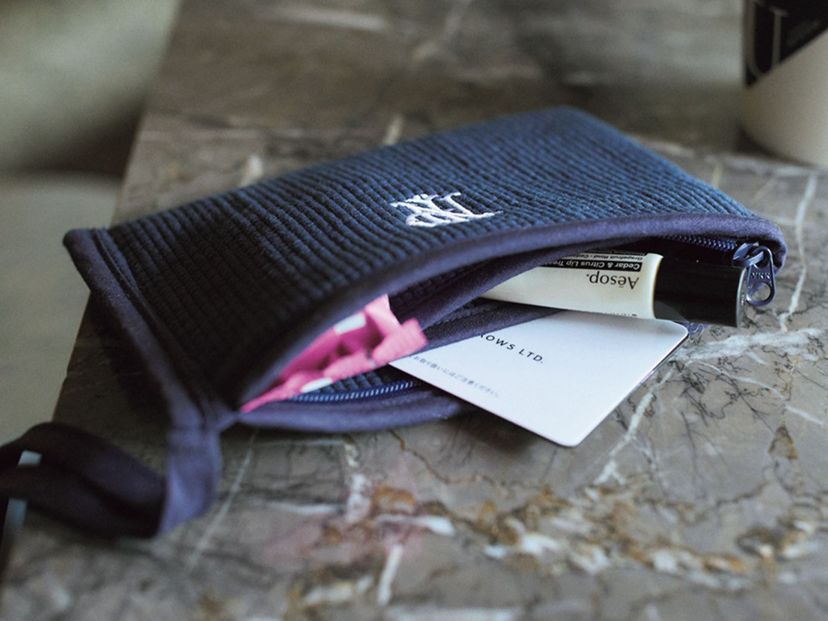 ピオヌンナルとVERYコラボ「お守りポーチ」, VERY6月号特別付録