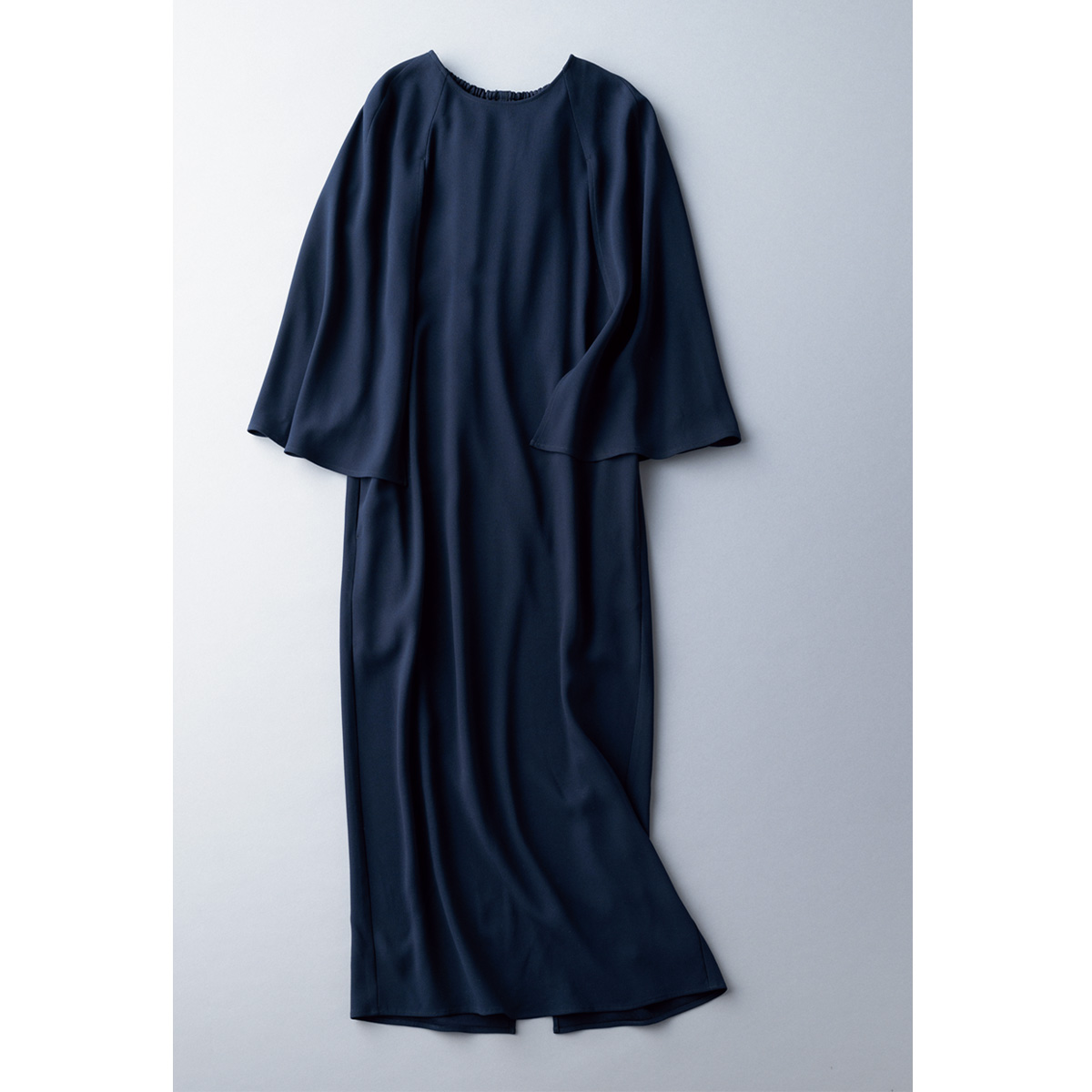 ヴェルメイユ パー イエナのケープ風ワンピ