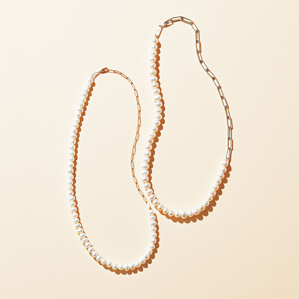 4℃とVERYのコラボのパールとチェーンがつながったネックレス