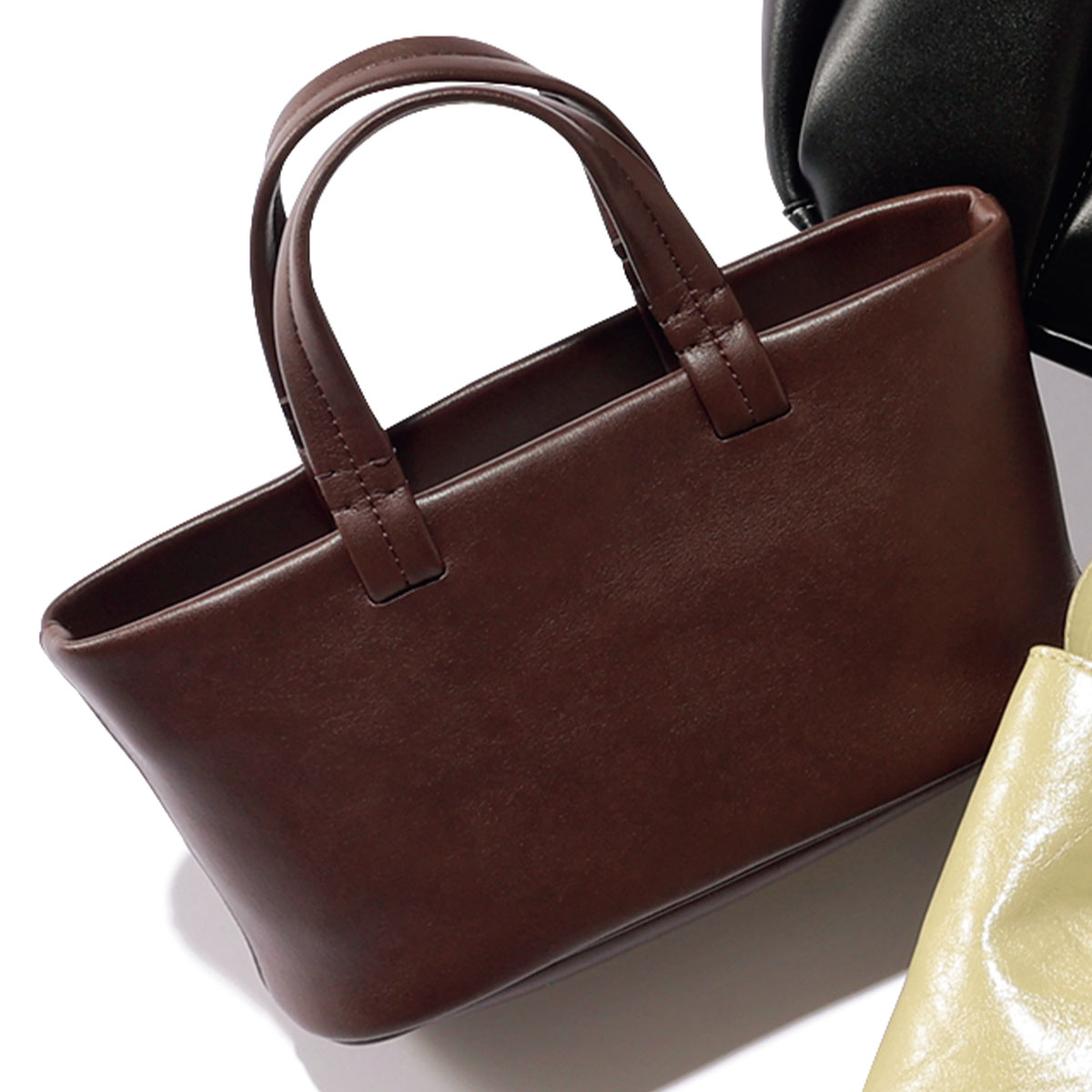 スキューのエコレザーバッグ