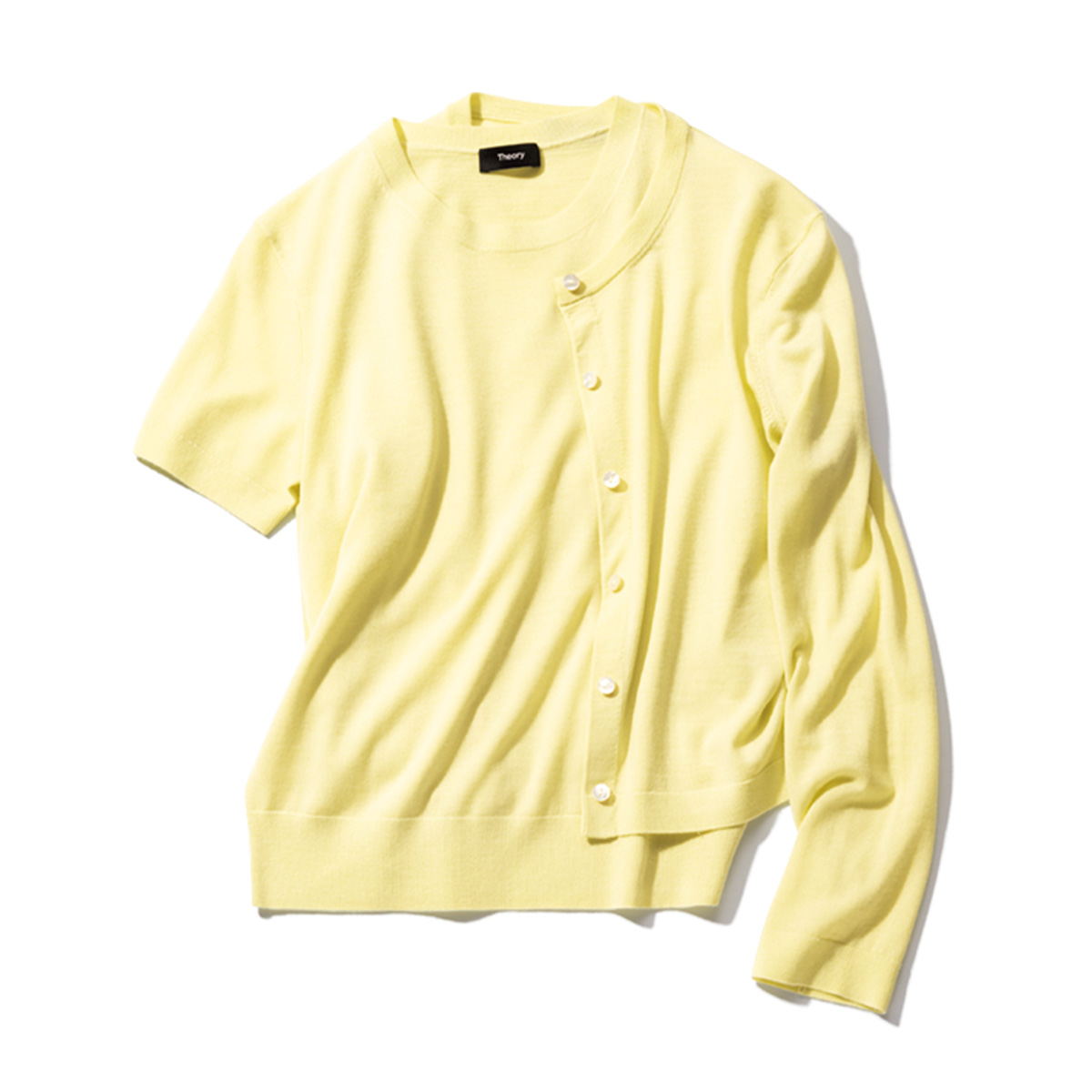 セオリーのイエローの半袖ニットとカーディガン
