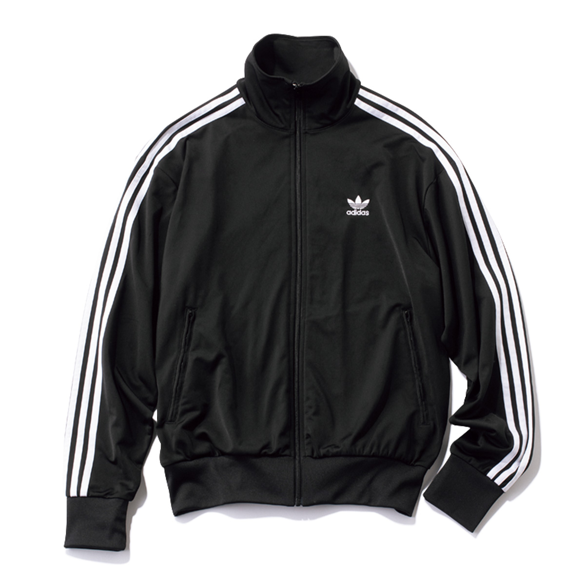 アディダスのトラックジャケット
