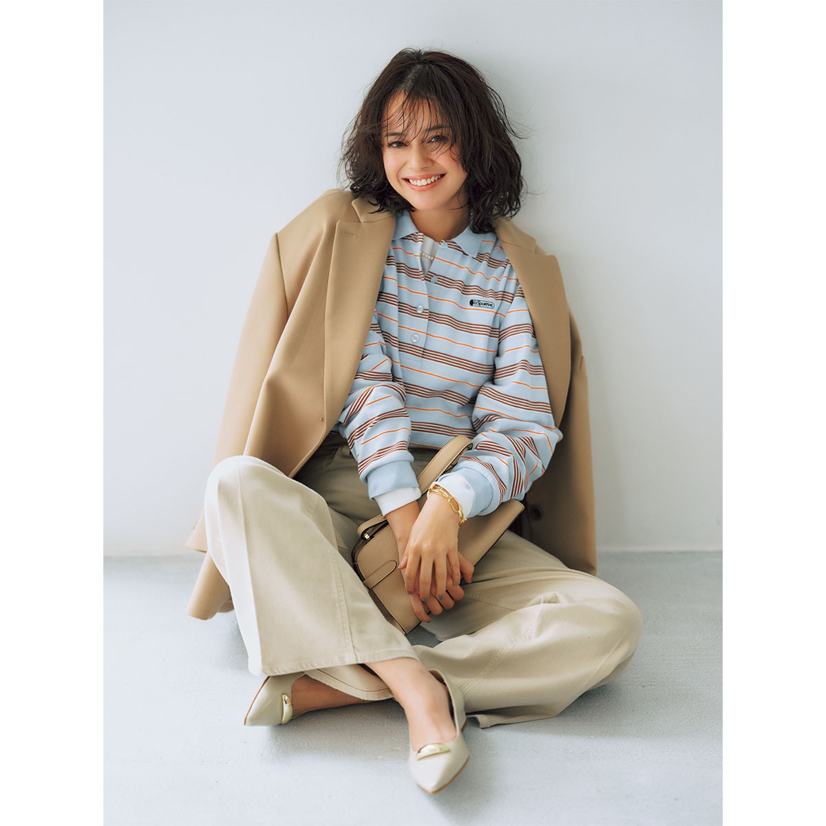 レスポートサックのパステルカラーのポロで春のキレイめコーデ