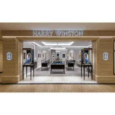 子どもと歩む毎日に、私を支える【ハリー・ウィンストン】の名品を。リニューアルした阪急梅田店で出合う「リリークラスター」の新作ペンダント