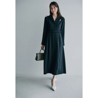 春の母行事【ワンピース】は王道のネイビースタイルで上品な佇まいに！