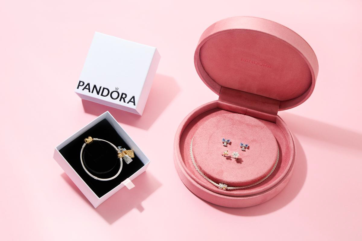 パンドラ×ブリジャートン家コラボアイテム