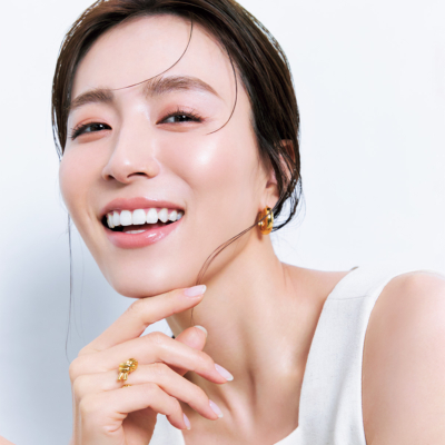 潤う“クリア肌”へ。新生活のご褒美に、透明感を叶える美容液