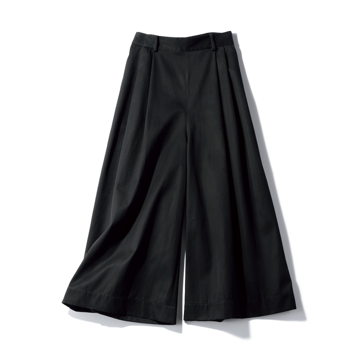 HER.のワイドパンツ