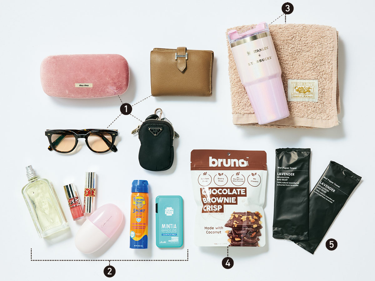 VERYママのジムに行く時のバッグの中身