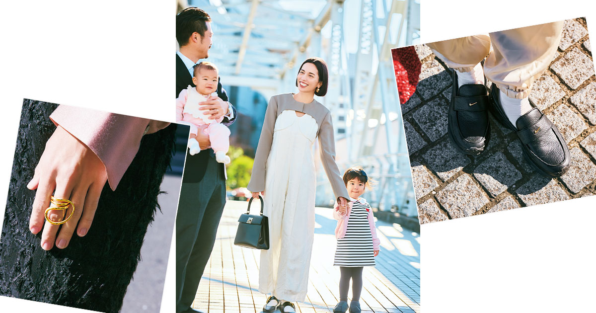 パンツ派ママのセレモニースタイルとスニーカーローファーとリング