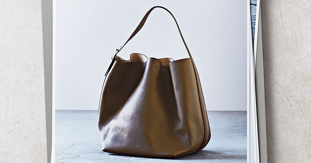 トーテムのレザートートバッグ