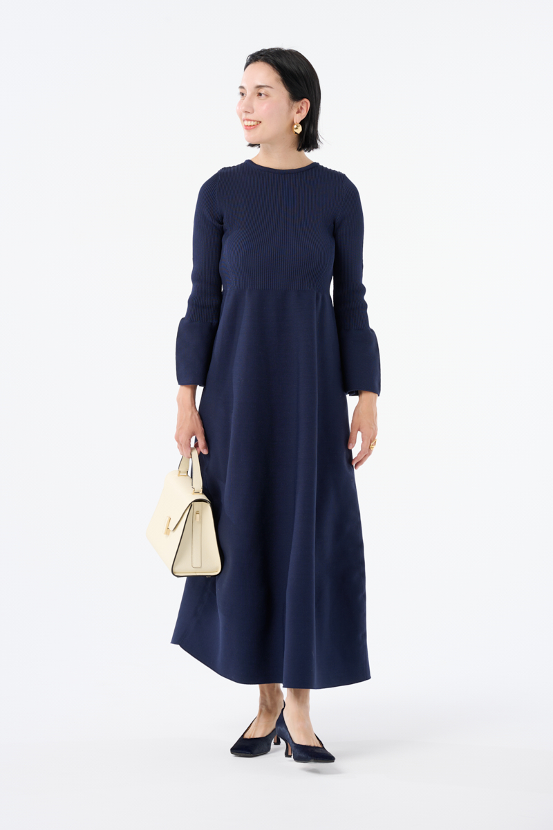 クラウドチームVERY太田史帆子の[ENMOCA]グレースラインフレアワンピース