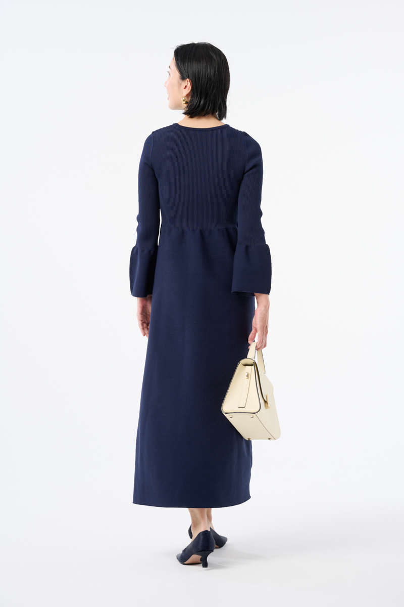 クラウドチームVERY太田史帆子の[ENMOCA]グレースラインフレアワンピース