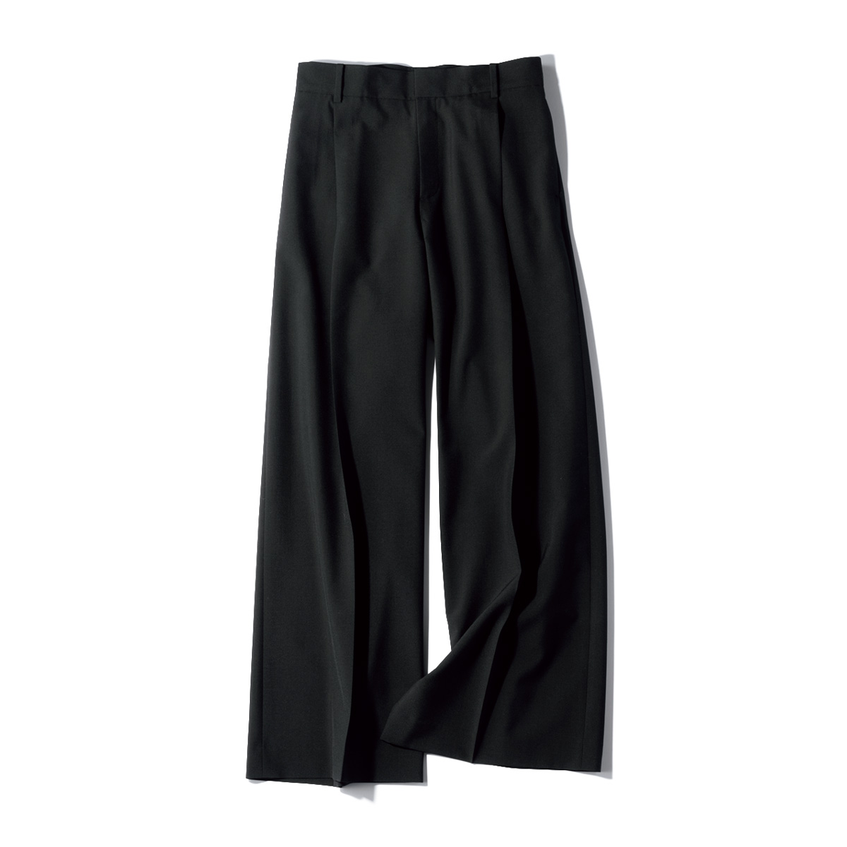 エイチ ビューティー＆ユースの黒パンツ