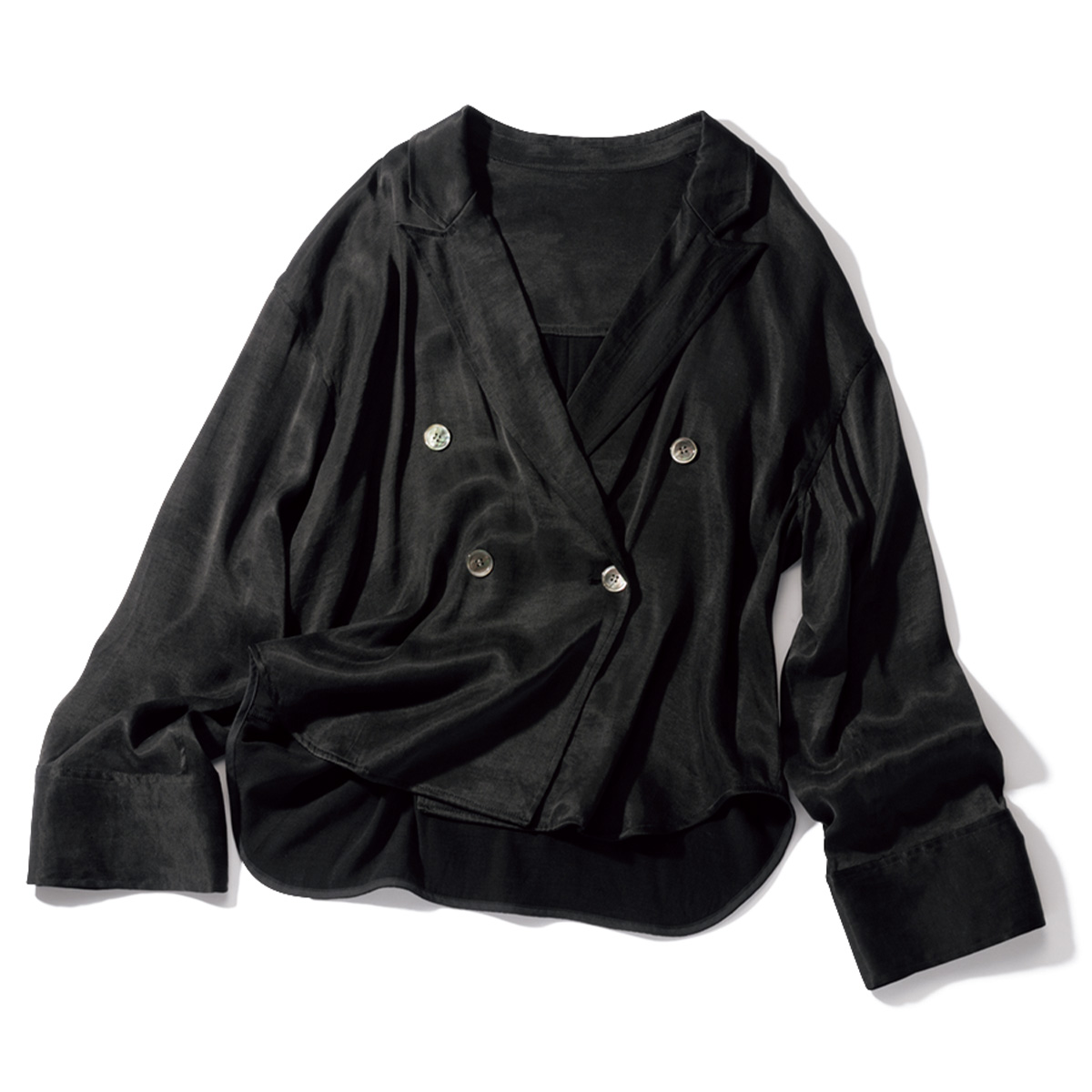 メゾンスペシャルのヴィンテージサテンを使った軽やかジャケット