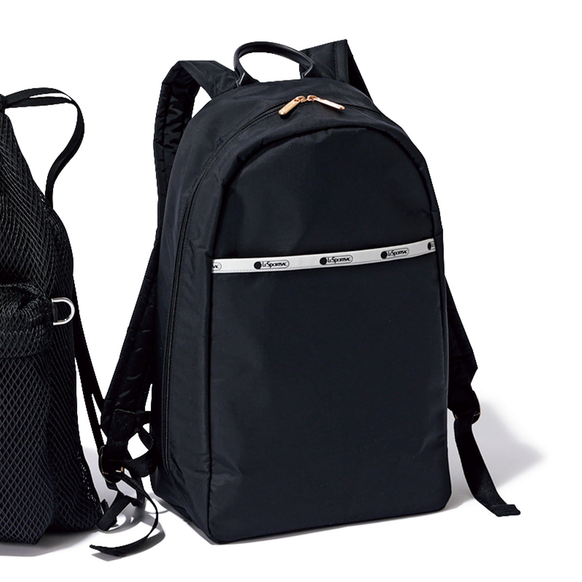 レスポートサックのシンプルな黒リュック