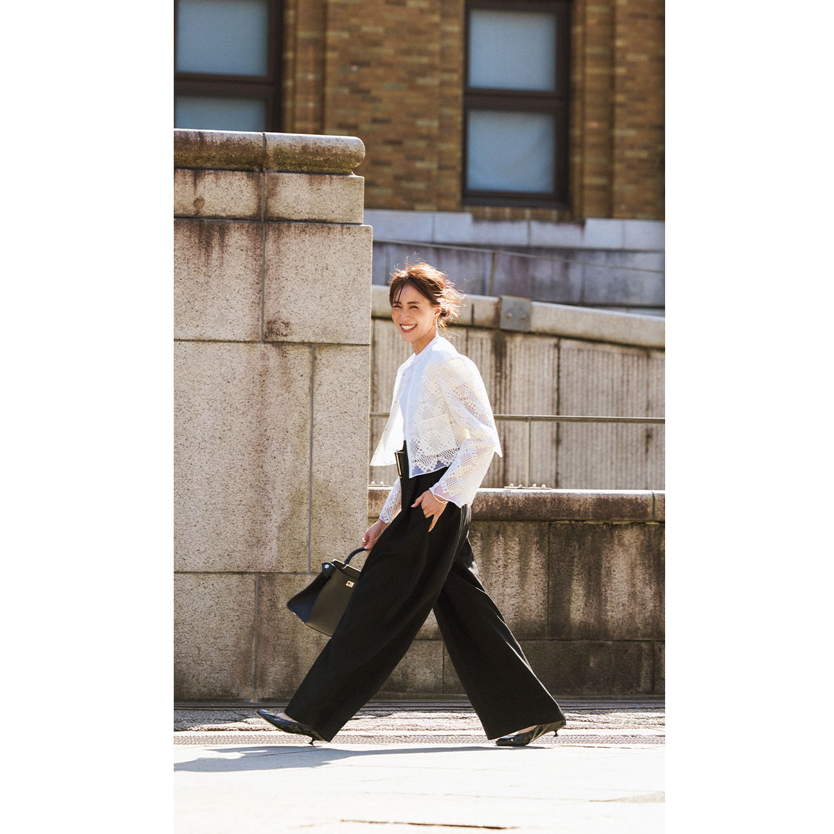 プランクプロジェクトの黒パンツコーデ