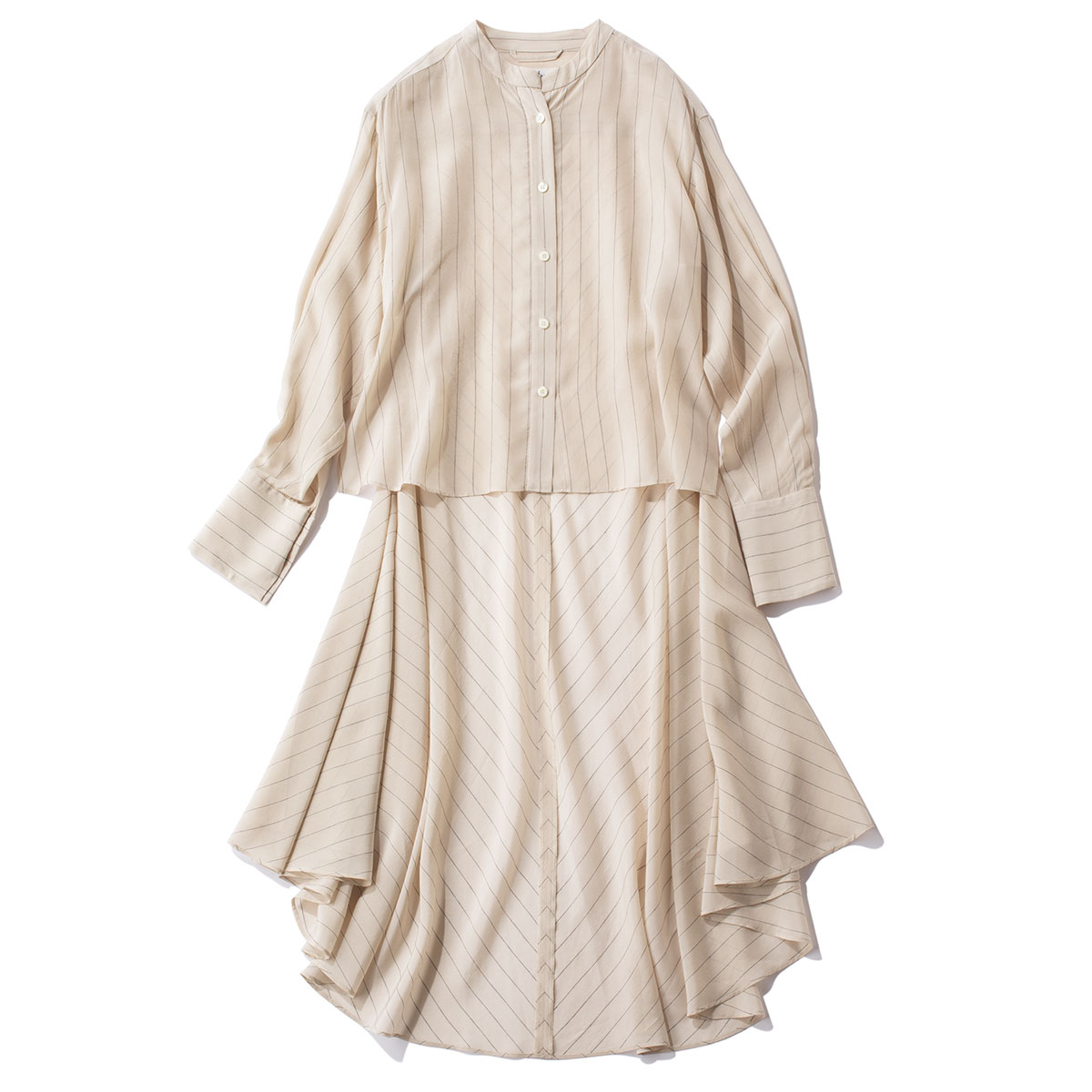 レリタージュ マルティニークのドラマティックなシャツ