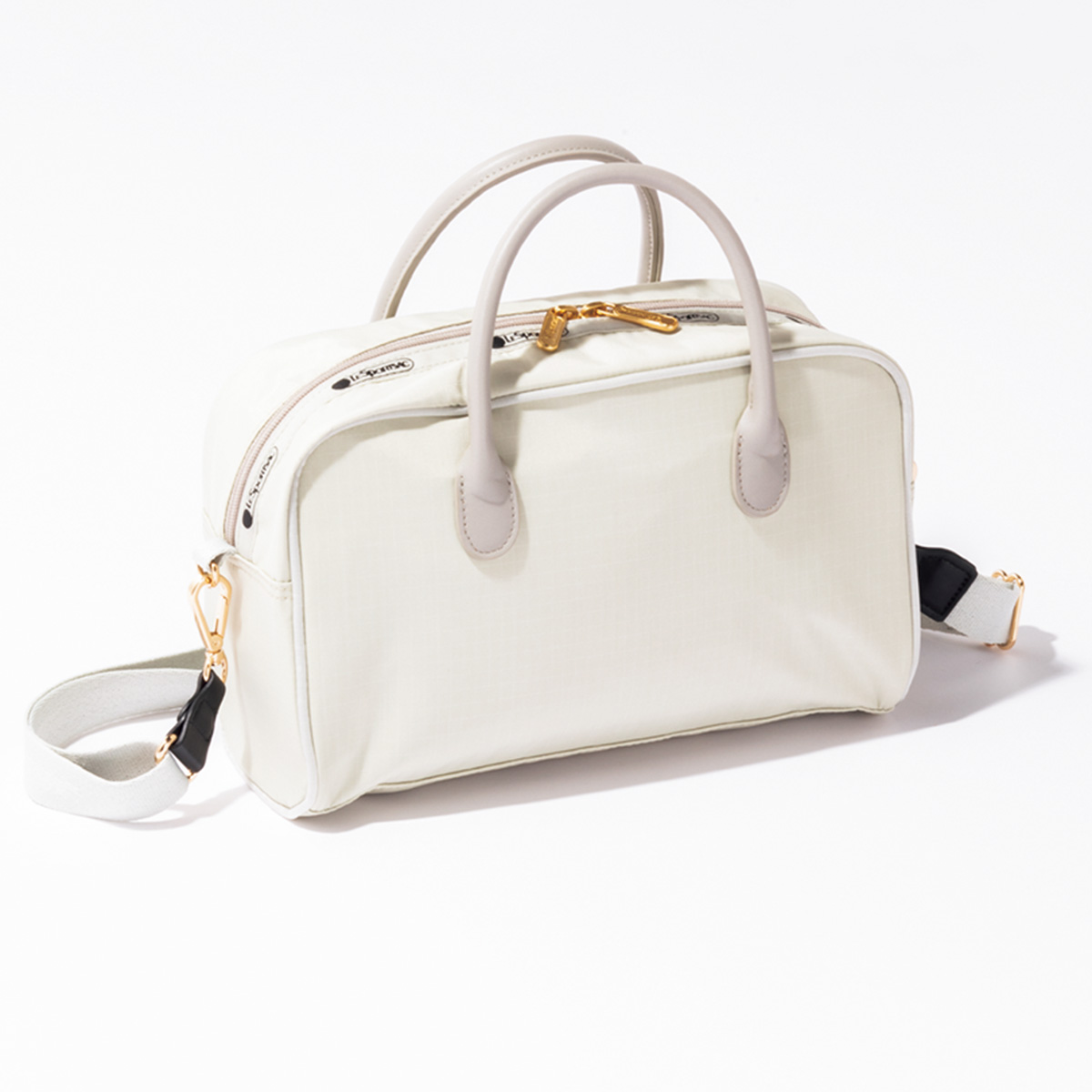 レスポートサックの白のミニバッグ