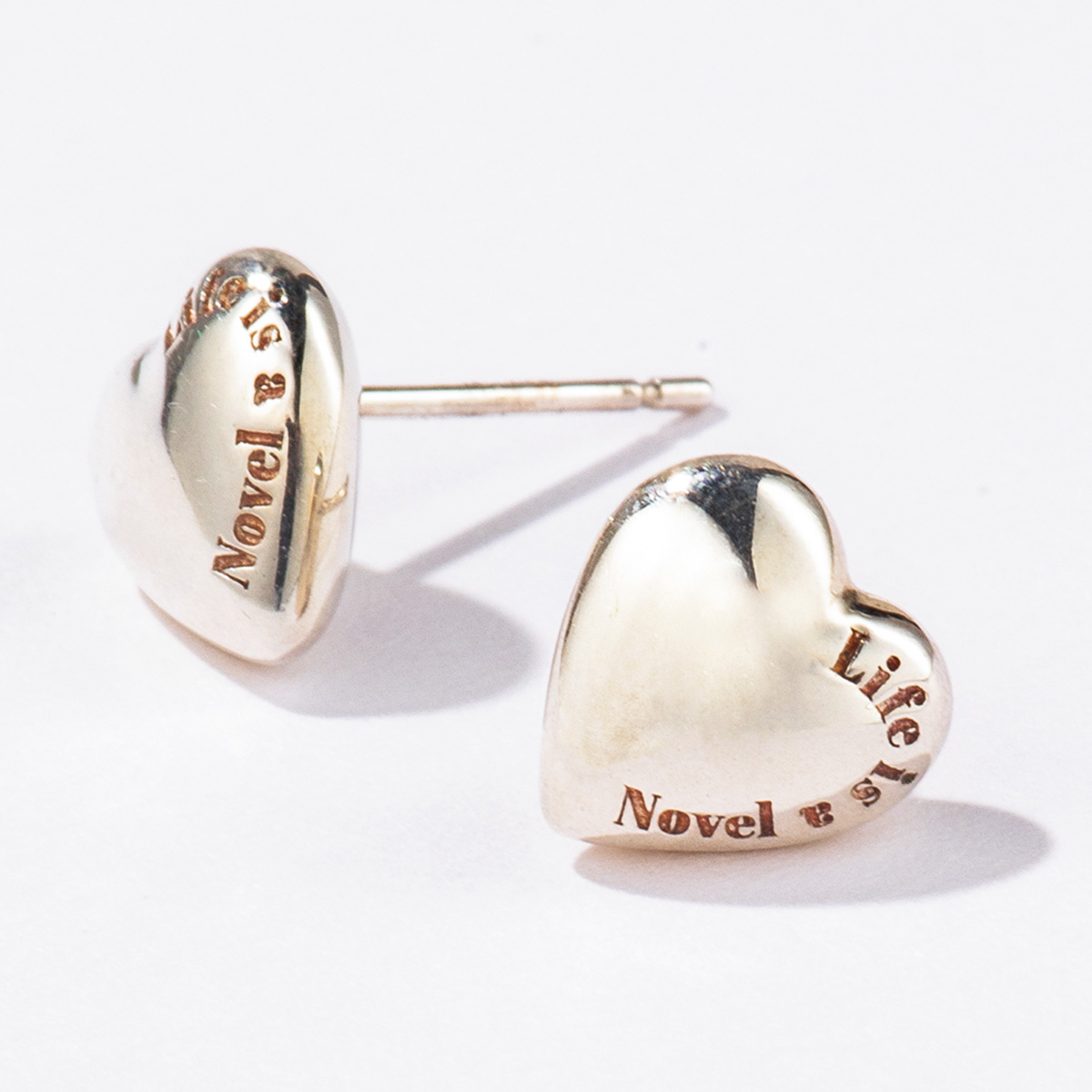 ノジェスのハート型ピアス