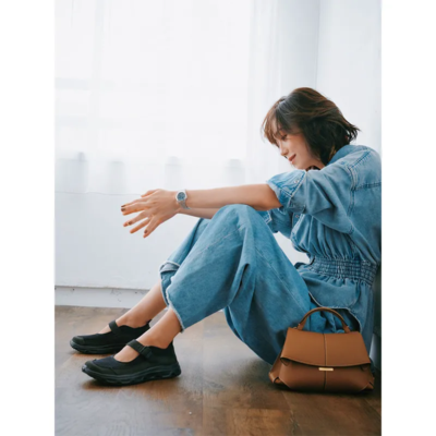 デニムの日の【スニーカー】はメリージェーンで甘さ＆今っぽさをプラス！