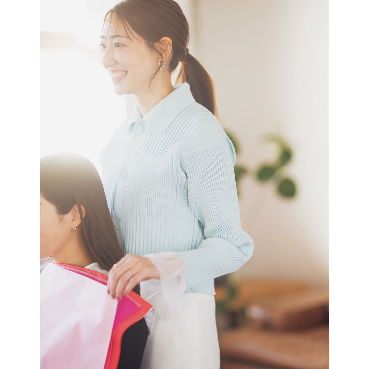 パーソナルカラー診断を行うクラウドチームVERYのメンバー