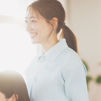「月に1回、夫婦で定例MTGも」管理職ママの“副業”とのバランスの取り方！